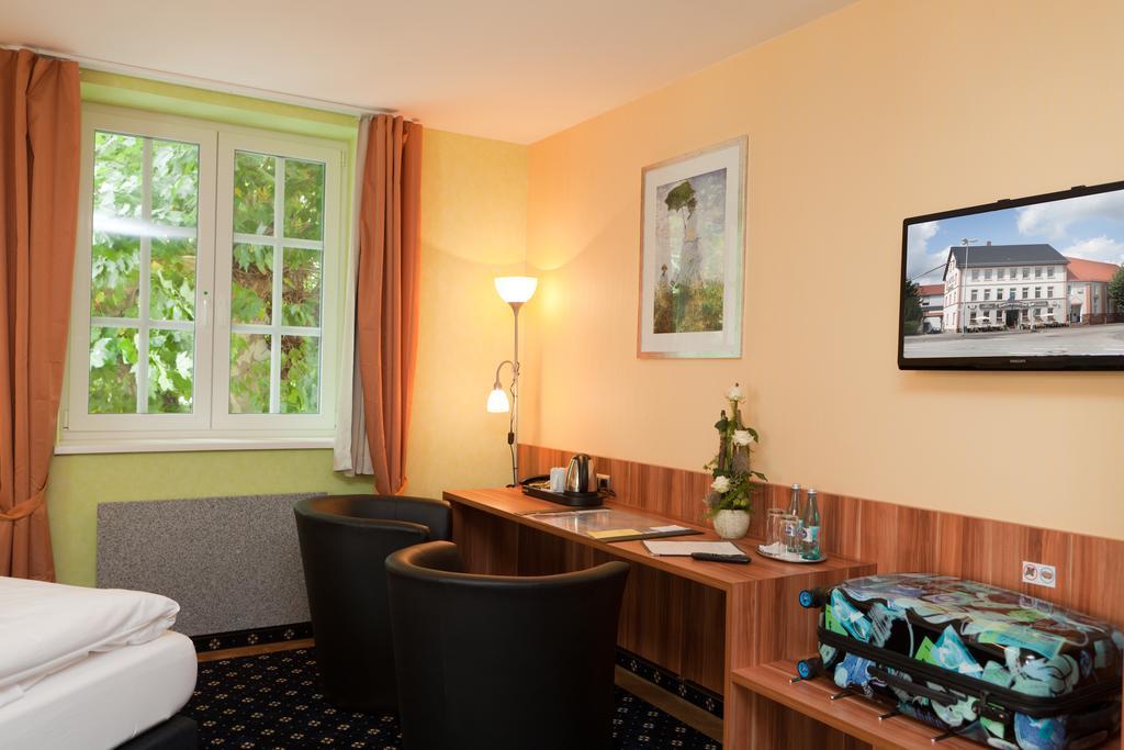 Hotel Deutscher Hof Babenhausen  Quarto foto